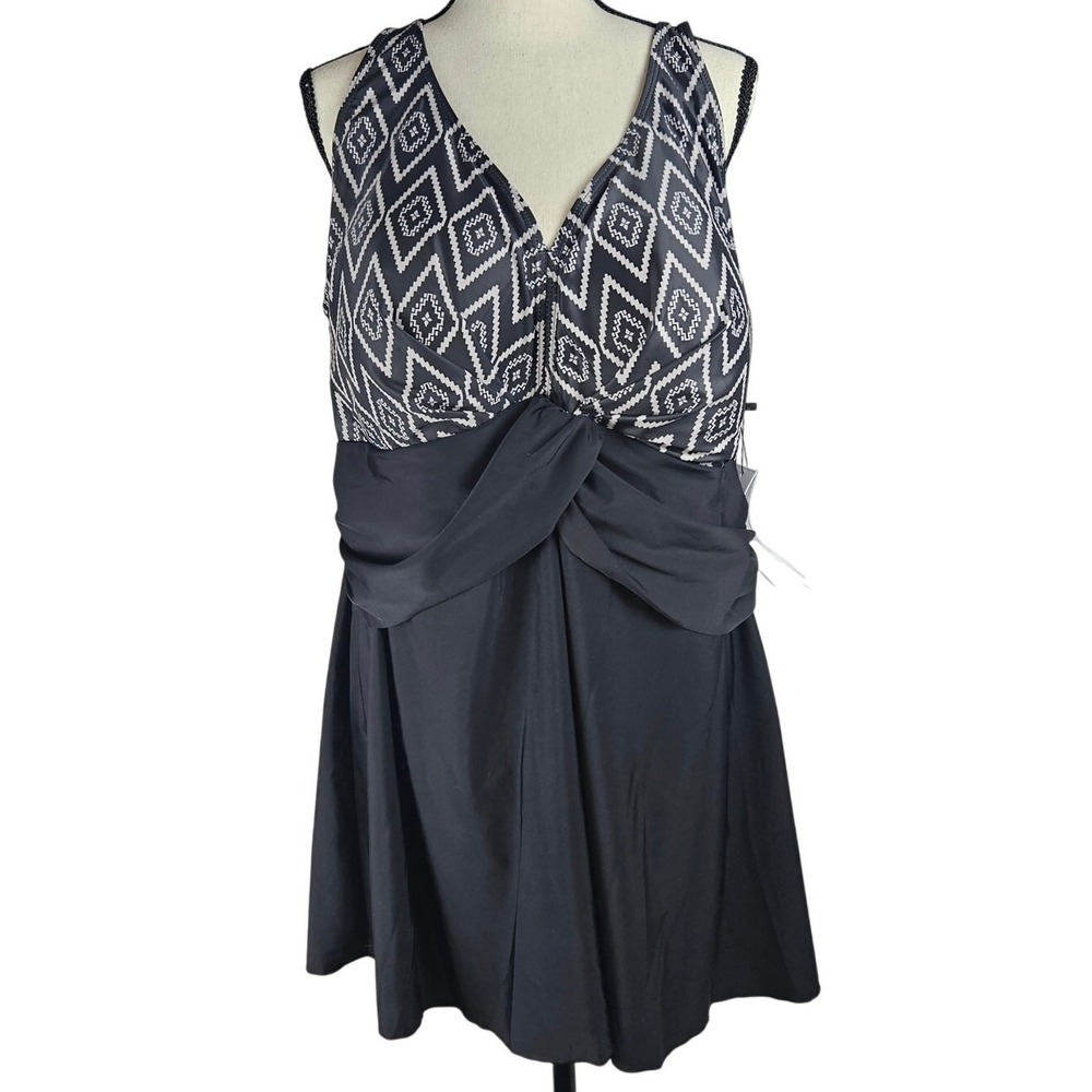 Perona Swim Dress Geometric Diamond Print Black White Plus Size 24W Swimsuit